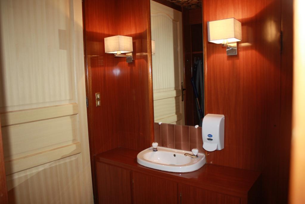 Le Betrot Bed & Breakfast Estissac Oda fotoğraf