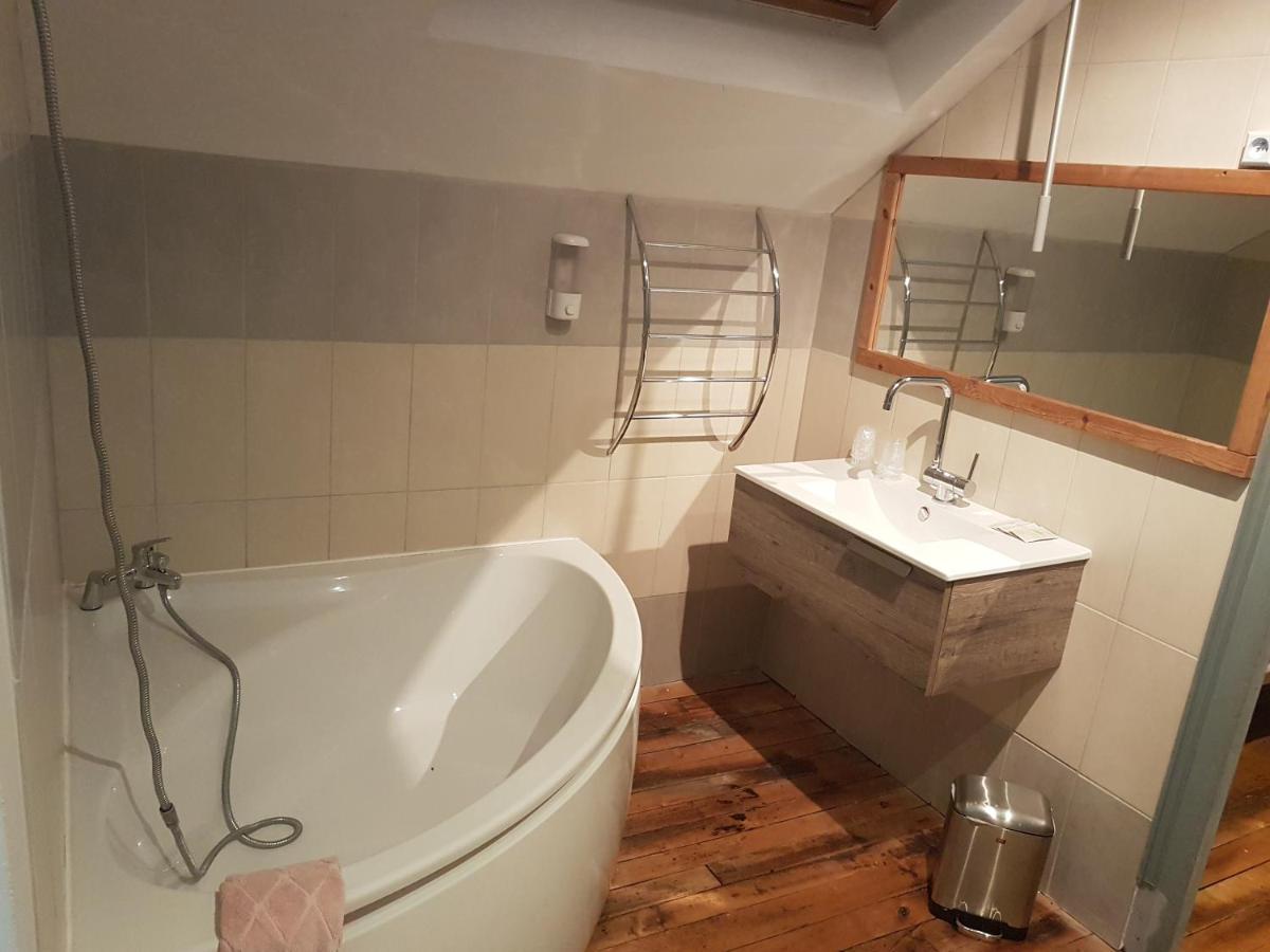 Le Betrot Bed & Breakfast Estissac Dış mekan fotoğraf