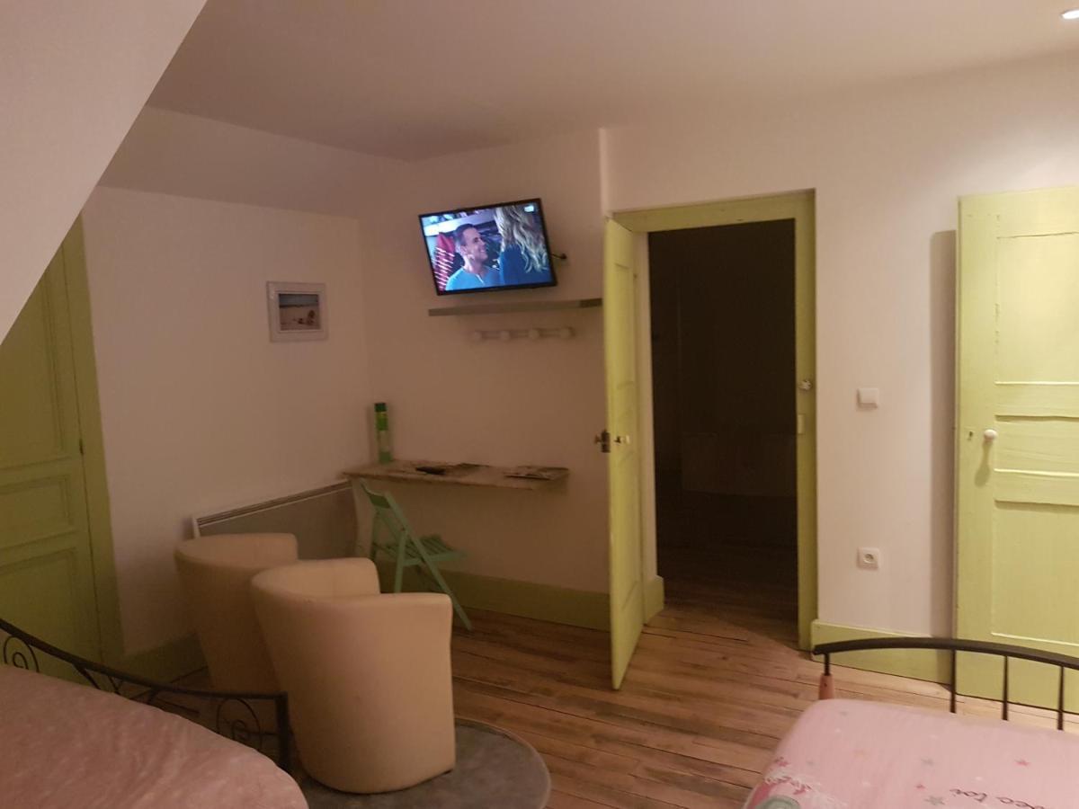 Le Betrot Bed & Breakfast Estissac Dış mekan fotoğraf