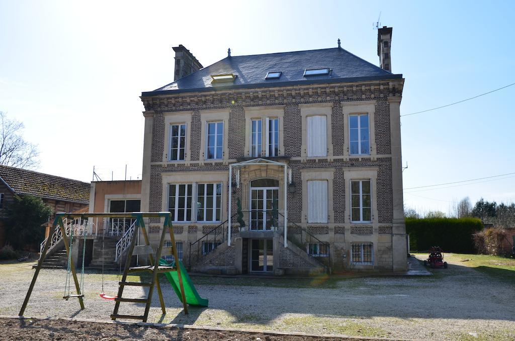 Le Betrot Bed & Breakfast Estissac Dış mekan fotoğraf