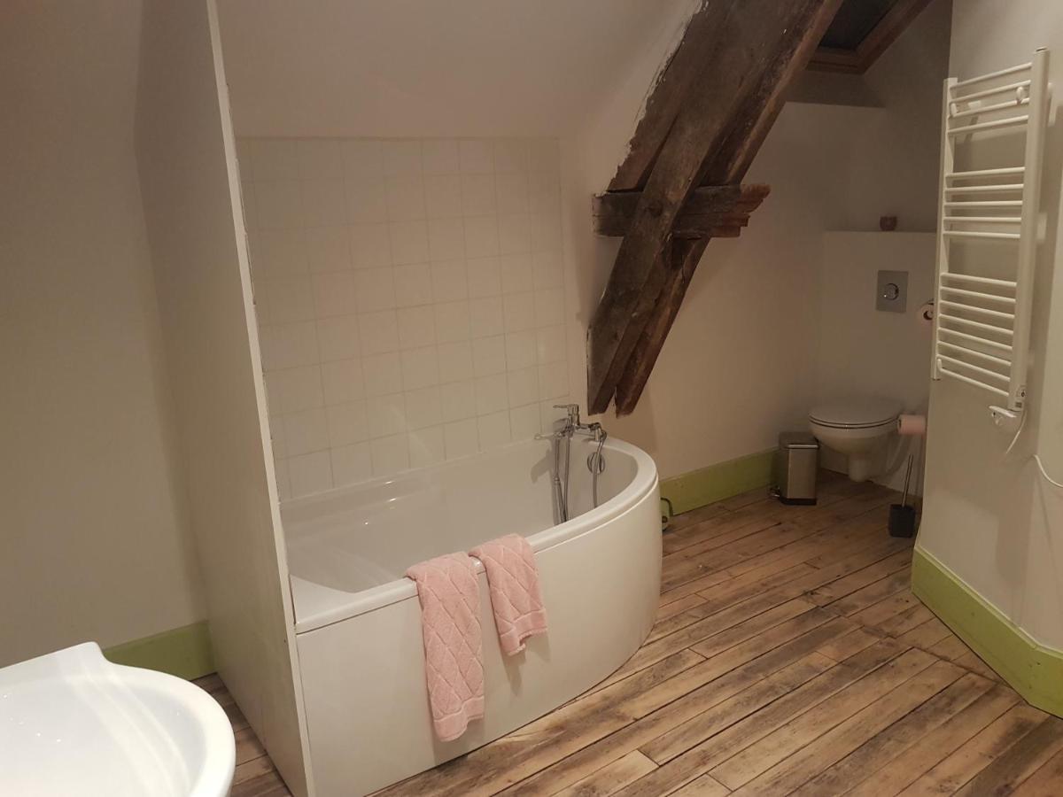 Le Betrot Bed & Breakfast Estissac Dış mekan fotoğraf