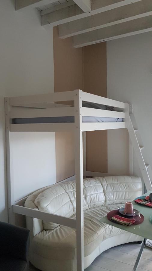 Le Betrot Bed & Breakfast Estissac Dış mekan fotoğraf