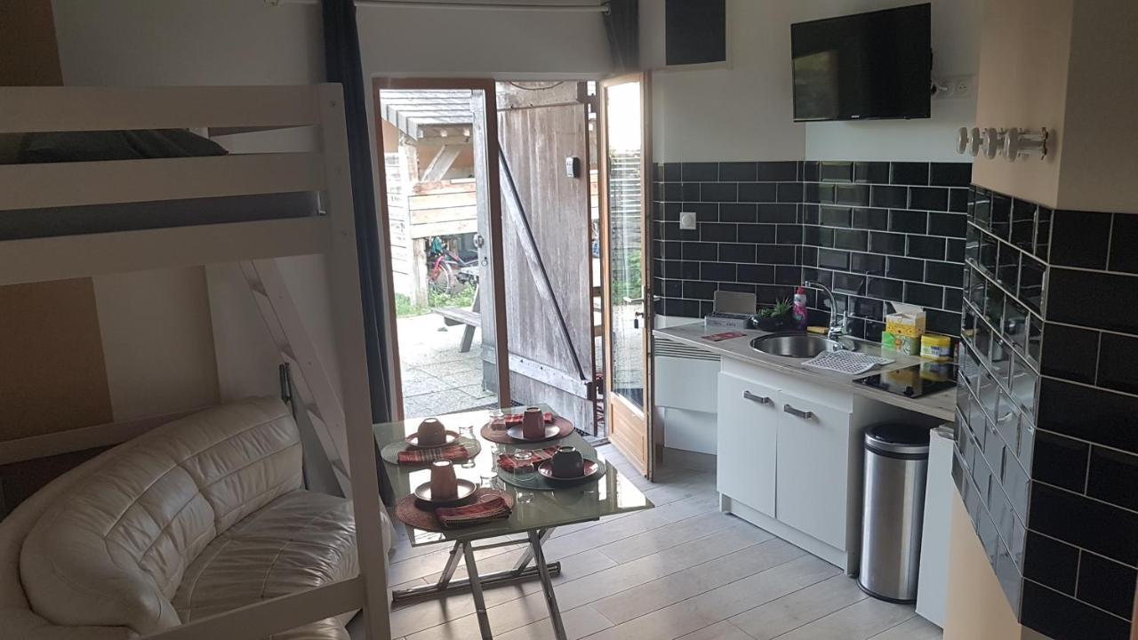 Le Betrot Bed & Breakfast Estissac Dış mekan fotoğraf