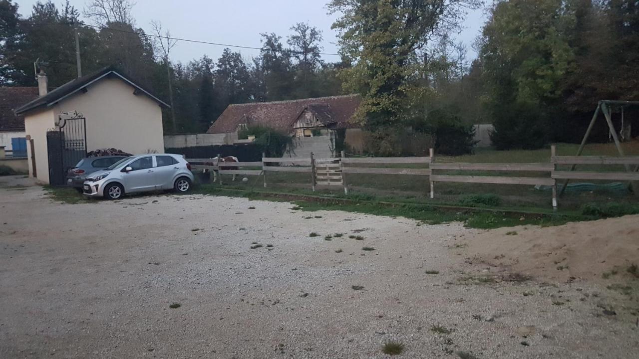 Le Betrot Bed & Breakfast Estissac Dış mekan fotoğraf